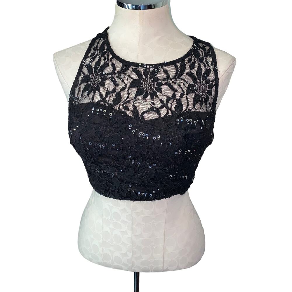 Lace Embroidered Sequins overlay padded croptop with criss cross back size 9